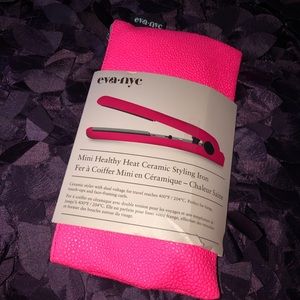 EVA NYC mini flat iron